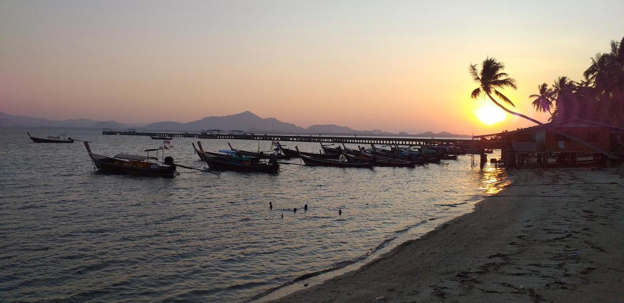 Seaside Home Ko Mook Luaran gambar